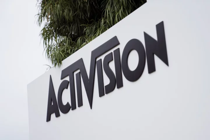 Microsoft, Activision Weigh Sale of Some UK Cloud-Gaming Rights