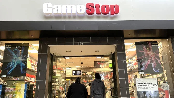 Former Employee Sues GameStop for Reported Labor Law Violation