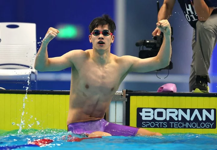Games-Teen swimmer Pan adds to China's golden glow at Asian Games