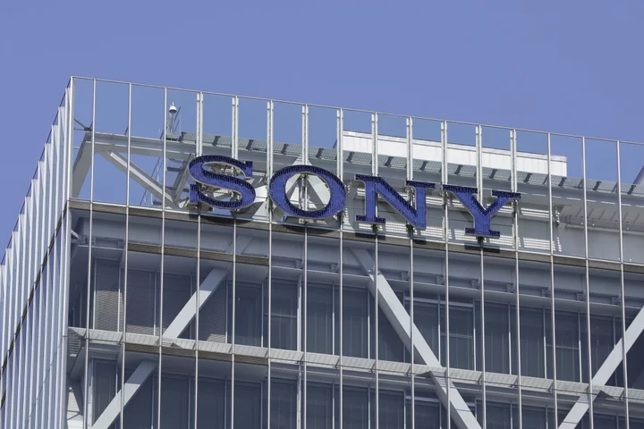 Sony Considers Listing Financial Arm to Aid Big Investment Push