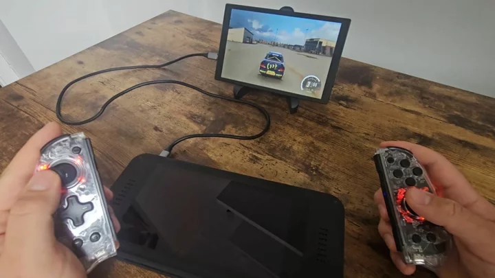 Handheld Gaming PC Created Using Framework Laptop Components