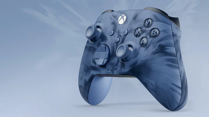 Here's where you can pre-order the new Xbox Stormcloud Vapor Wireless Controller