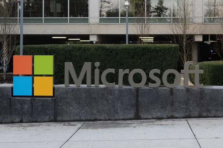 Microsoft’s Azure Slowdown Overshadows Optimism About AI Growth